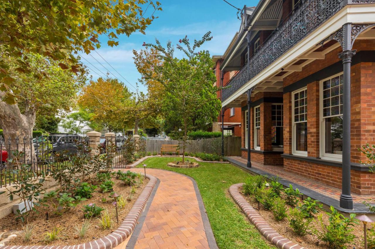 Dalziel Lodge Sydney Bagian luar foto