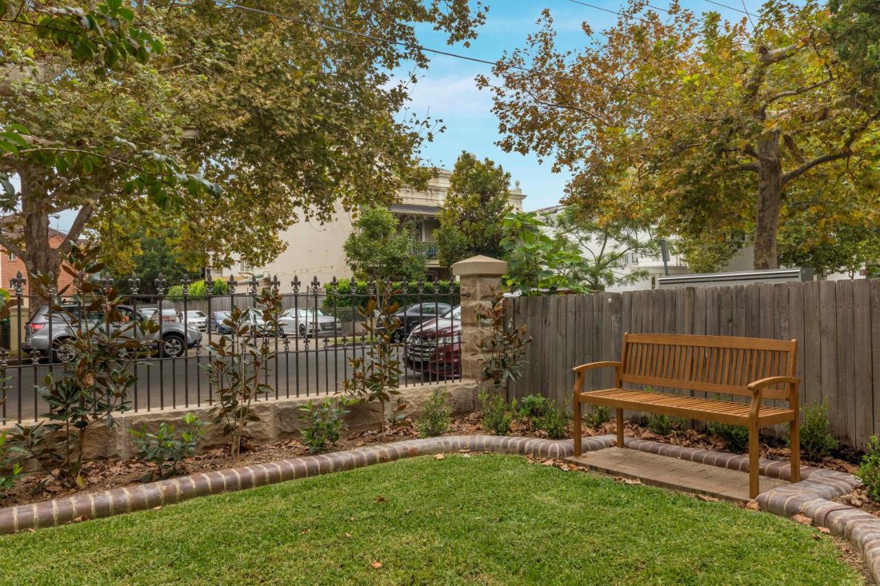 Dalziel Lodge Sydney Bagian luar foto