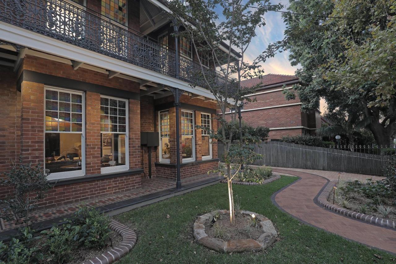 Dalziel Lodge Sydney Bagian luar foto